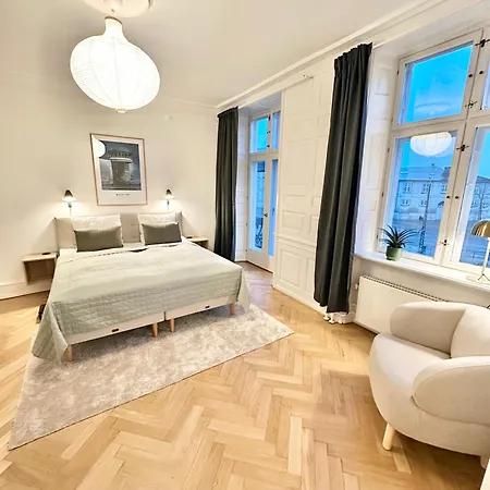 Luxury 4 Bedrooms 176 M2 Water View Location * Copenhague