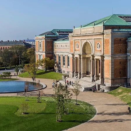 Apartamento Luxury 4 Bedrooms 176 M2 Water View Location *