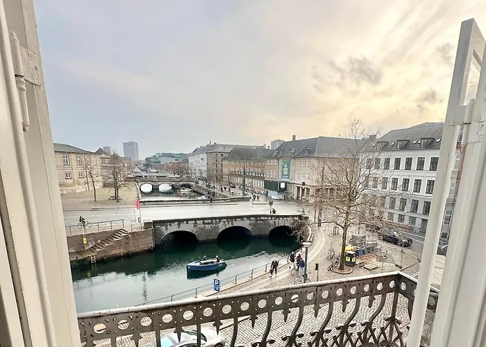 Luxury 4 Bedrooms 176 M2 Water View Location Appartement Copenhague