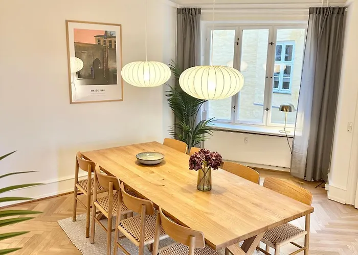 Luxury 4 Bedrooms 176 M2 Water View Location * Copenhague
