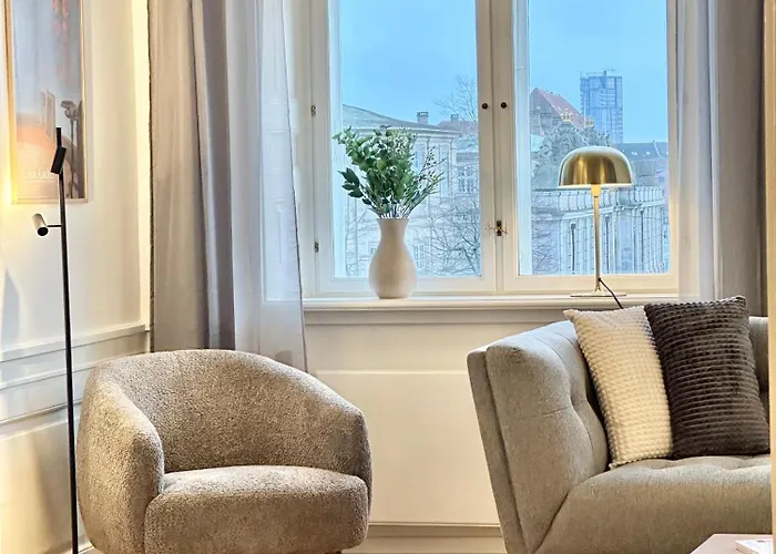 Appartement Luxury 4 Bedrooms 176 M2 Water View Location *